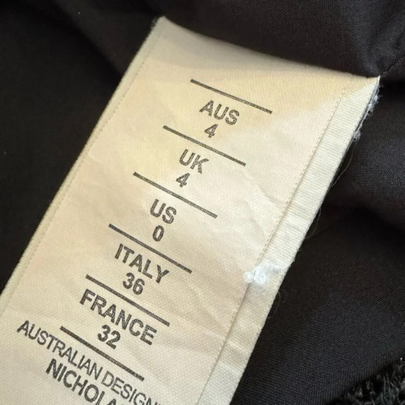 Nicholas Deep V Neck Floral Lace Midi Dress Black Size 0 - Picture 10 of 12